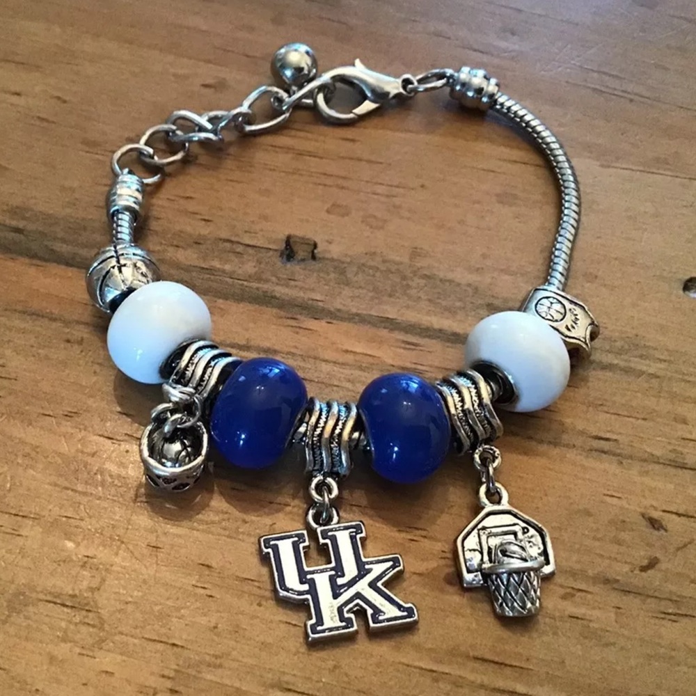 Kentucky wildcats toggle charm  bracelet